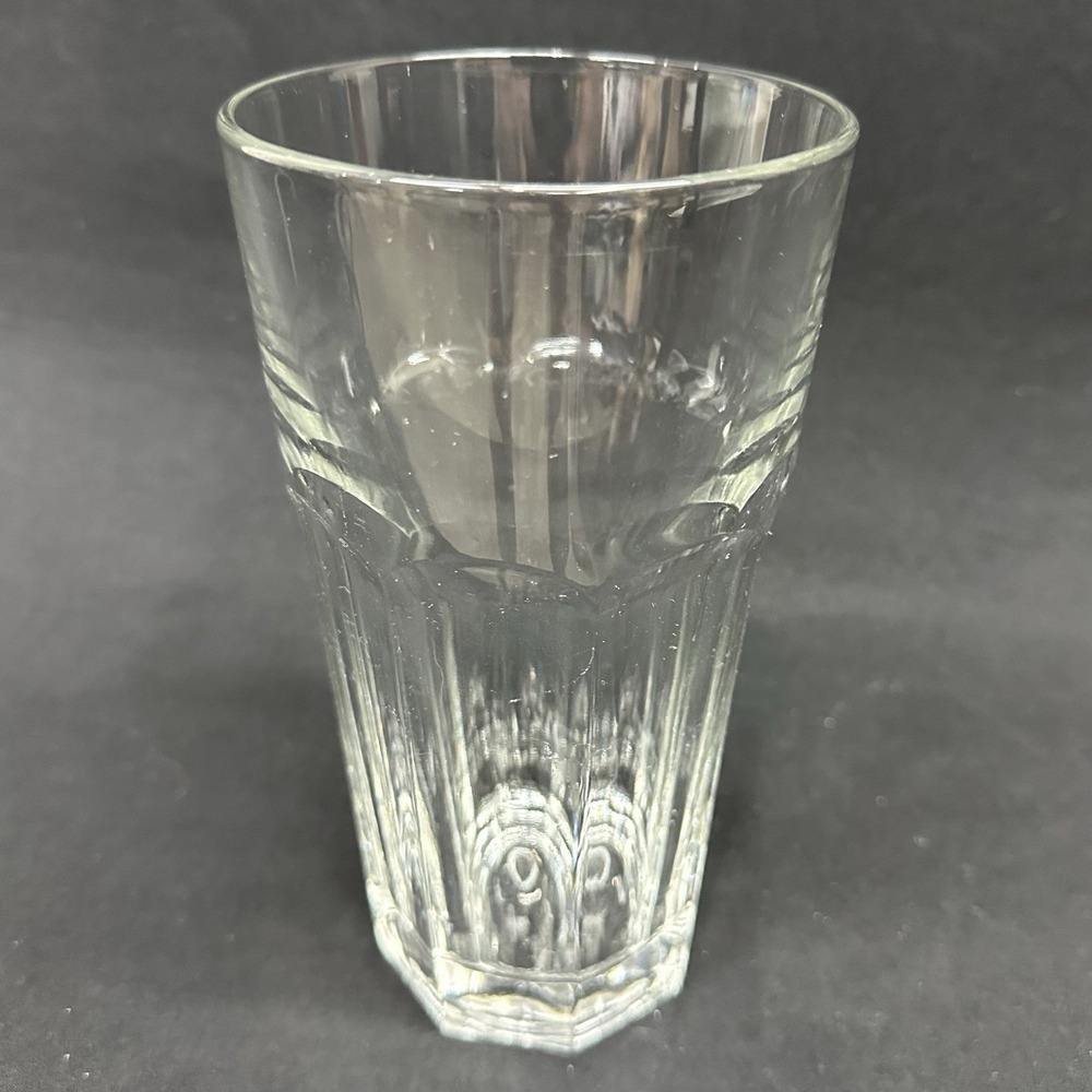 Libbey Glass Company 'Gibraltar Clear' 7" Flat  22 Oz Flat 8 Panel Tumbler